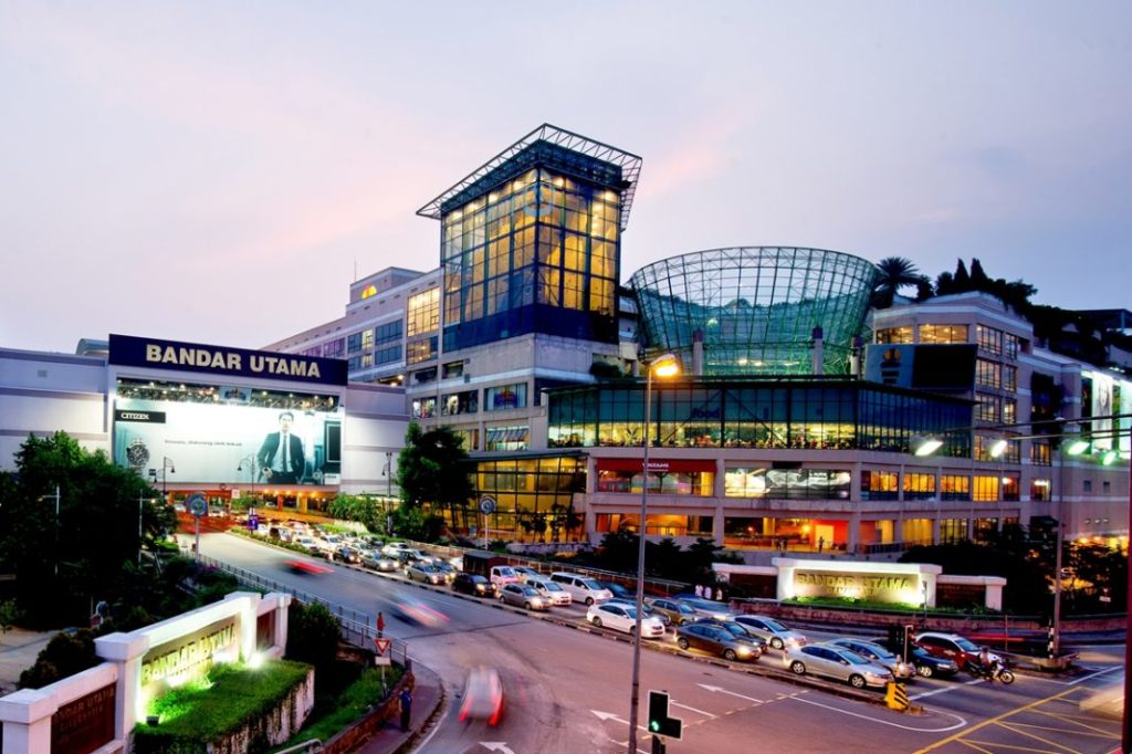 the Utama mall